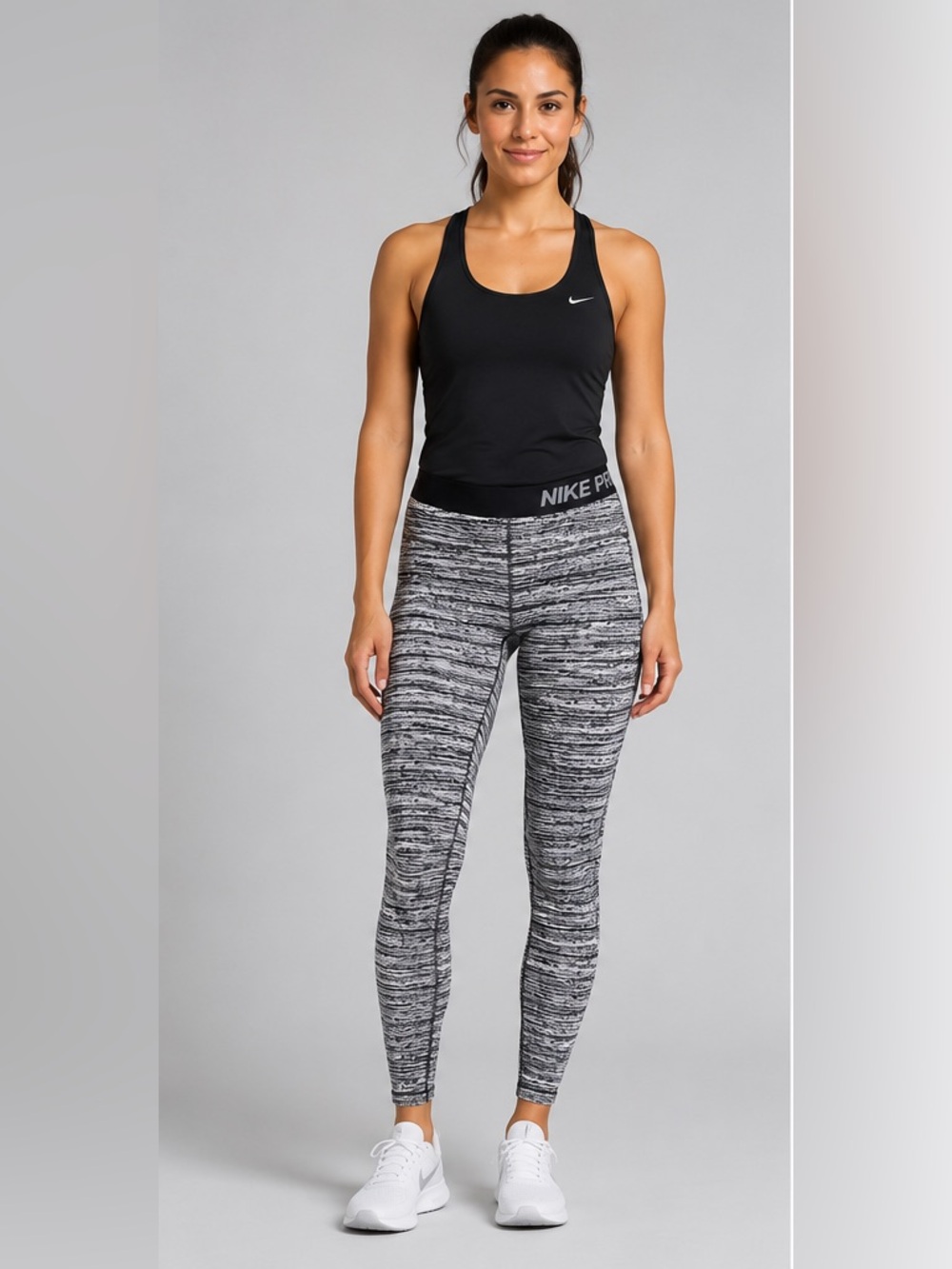 Nike Pro Dri-FIT Gray Black Printed Compression Leggings Women’s Medium M
EUC